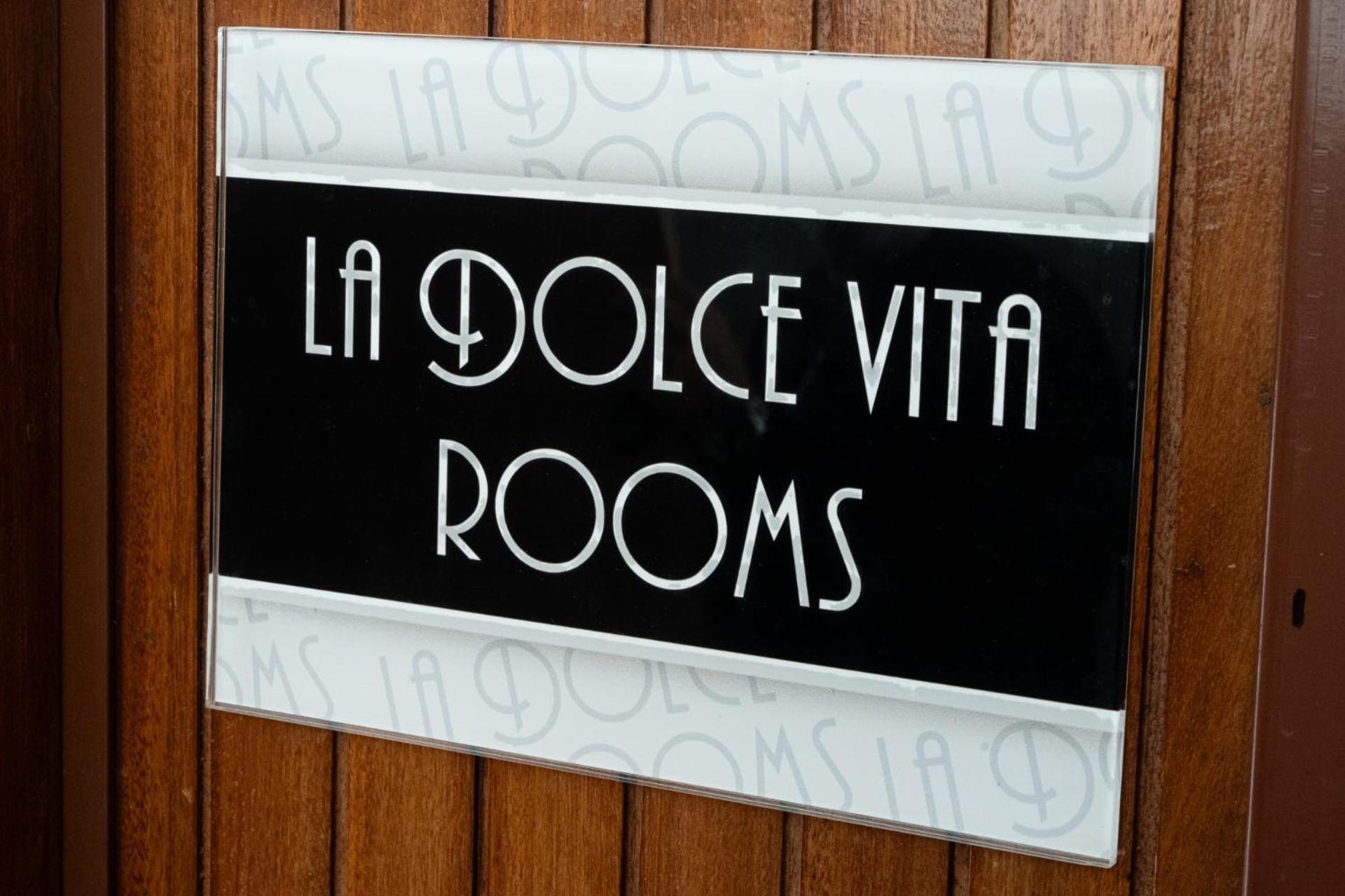 La Dolce Vita Rooms โรม ภายนอก รูปภาพ